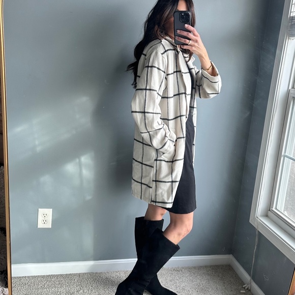 Plaid Overcoat - Picture 3 of 8